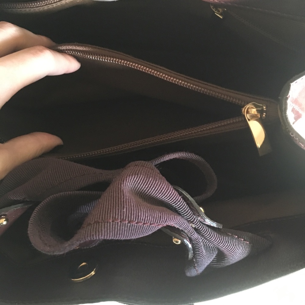 Ferragamo Selene Patent Oxblood Tote - Picture 5 of 6